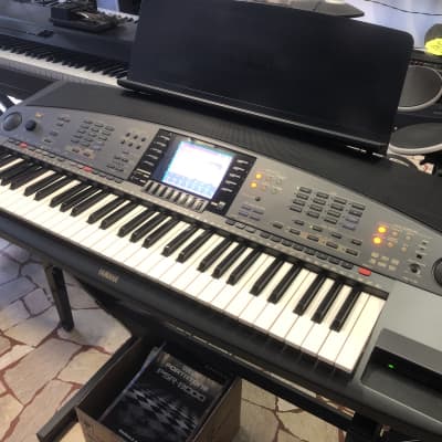 Yamaha PSR-8000 61 Arranger Workstation