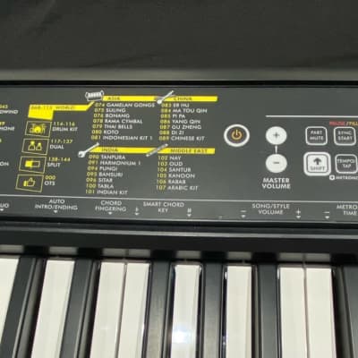 Yamaha PSR-F52 61-Key Home Portable Keyboard 2021 - Present - Black