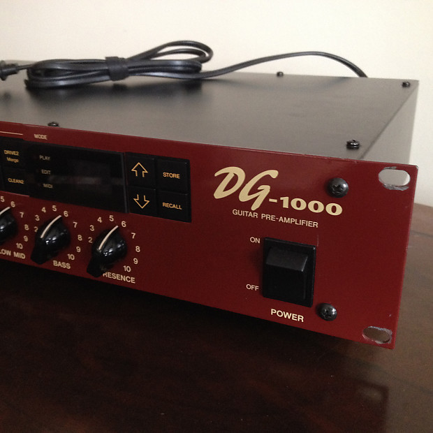 YAMAHA DG1000 ギタープリアンプ Yamaha DG-1000 Guitar Preamp Motorfader Made in Japan + Top