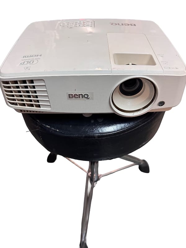 BenQ MX525 Projector (Used)  			