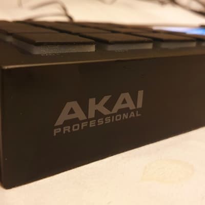 Akai Professional MPC Live | Ultra-Portable image 10