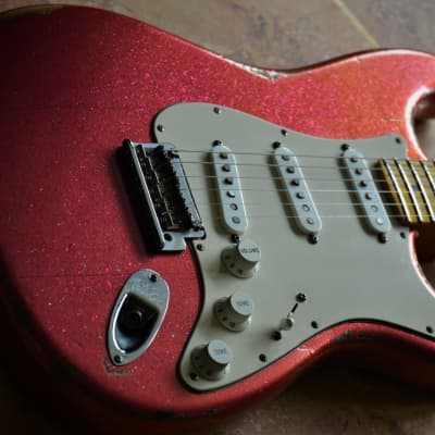 American Fender Stratocaster Relic Custom Pink Magenta Sparkle Colorshift! image 8