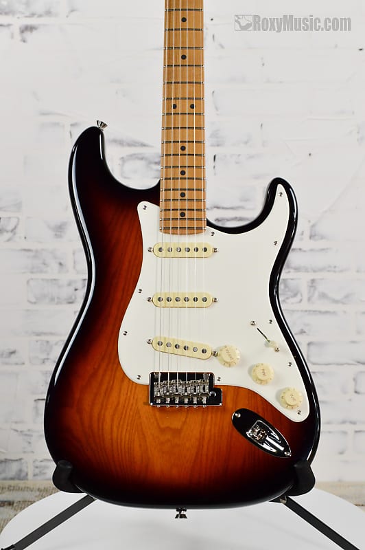 New Limited Edition Fender American Professional II Stratocaster Electric Guitar 2 Tone Sunburst w/Case image 1