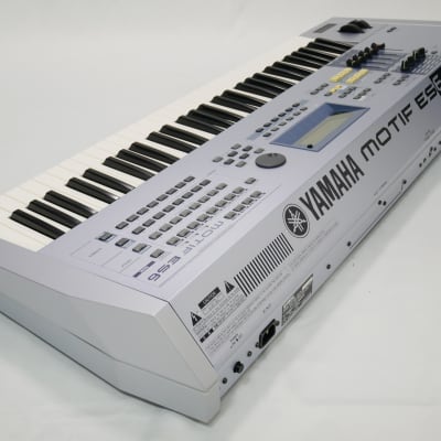 YAMAHA MOTIF ES 6