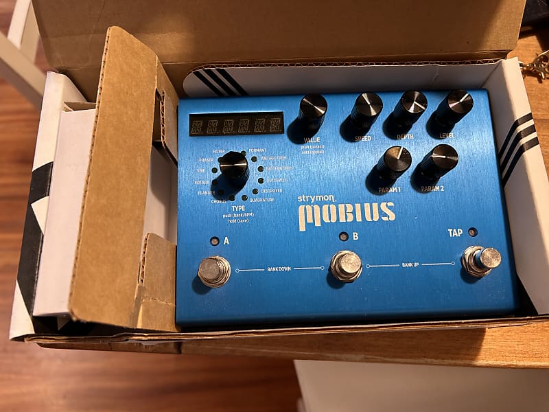 Strymon Mobius