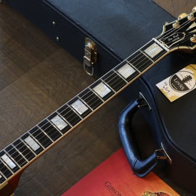 2006 Gibson Les Paul Custom 1968 Reissue Single-Cut Electric Guitar 5A Antique Natural Quilt Top + COA OHSC image 2