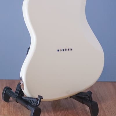 Squier Paranormal Offset Telecaster Olympic White DEMO image 5