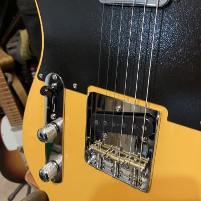 Bill Lawrence Telecaster Blonde 60's Profile Made in Japan Bill Lawrence Telecaster Blonde 60's Profile Made in Japan