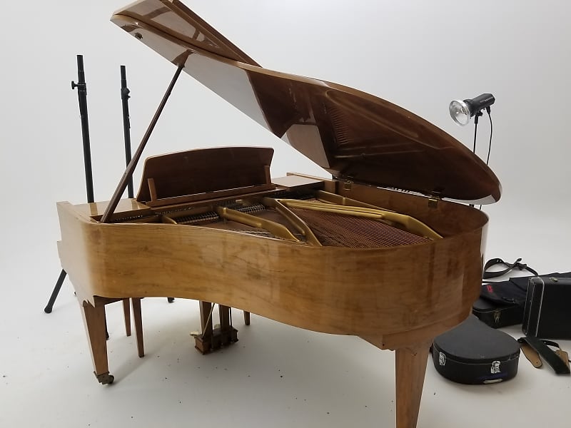 Horugel deals grand piano