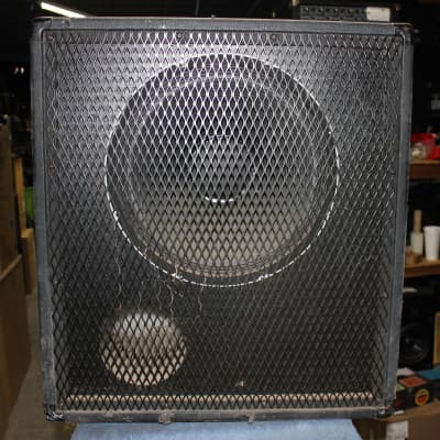 【最終値下げ】Peavey BX115 BW ベースキャビネット 動作良好 最終値下げ】Peavey BX115 BW ベースキャビネット 動作良好