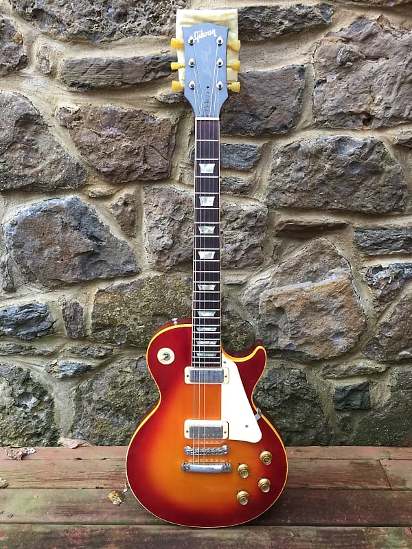1972 Gibson Les Paul Deluxe Cherryburst image 1