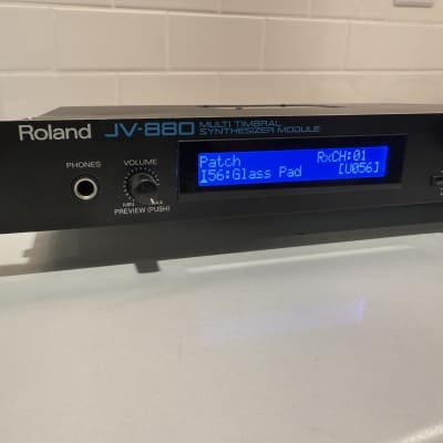 Roland JV-880 Multi Timbral Synthesizer Module 1992 - 1996 - Black