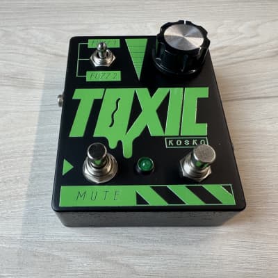 ProCo BRAT distortion/fuzz pedal RARE all original made in USA rat