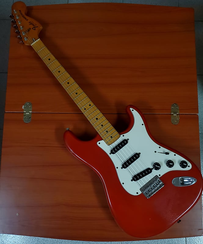 Fender Stratocaster Hardtail International Series 1979-1981 - Moroccan Red image 1