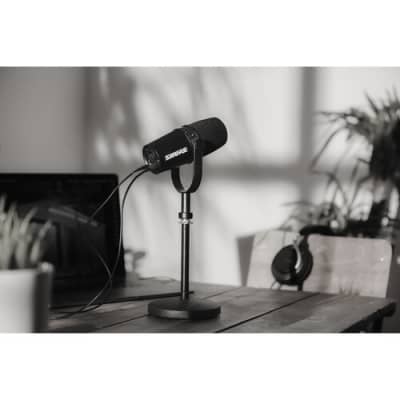 Shure MV7 Dynamic USB Podcast Microphone Black image 5
