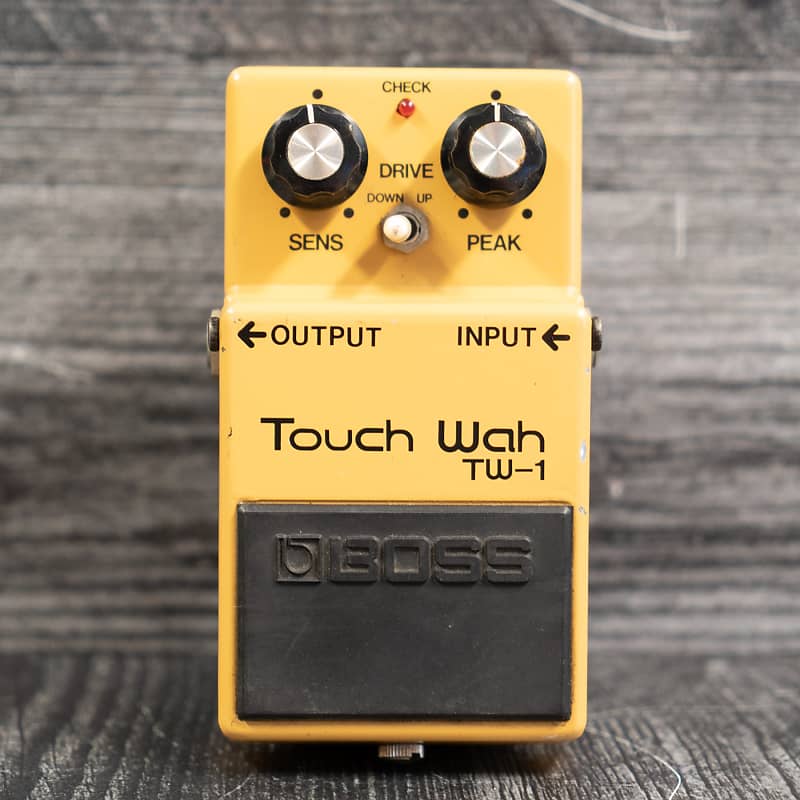 BOSS T wah TW-1 ボス タッチワウ 銀ネジ 日本製 9700 BOSS T wah TW-1 ボス タッチワウ 銀ネジ 日本製 9700