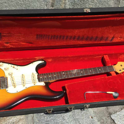 Fender Stratocaster Lefty 1965 Sunburst All original Rare ! image 24