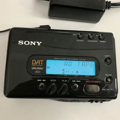 SONY DAT WALKMAN TCD-D8 1995-2000 Black | Reverb Portugal
