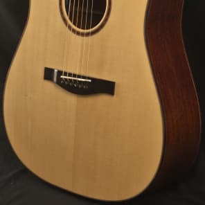 Eastman AC520CE Rare Acoustic Guitar 11035185 - Demo image 8