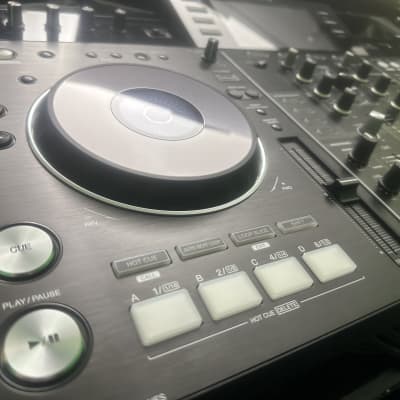 Pioneer XDJ-RX Digital DJ System | Reverb Canada