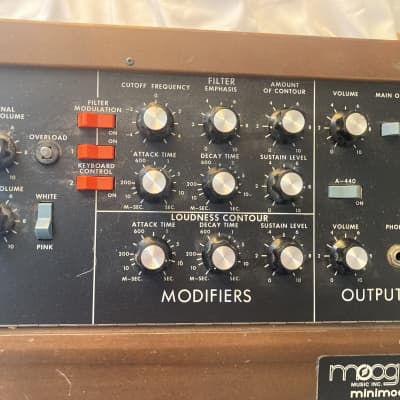 Minimoog Model D Mid- 1970s - Wood / maple image 10