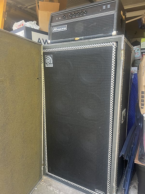 Ampeg SVTCL Classic Series 300Watt Tube Bass Amp Head with Reverb