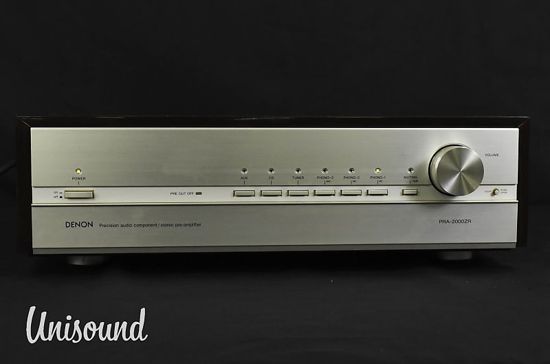 Denon PRA-2000ZR Stereo Pre-Amplifier in Excellent working Condition