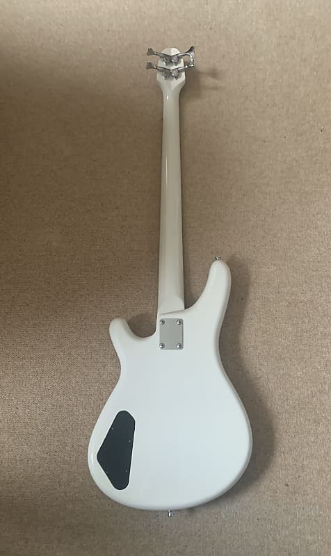 Yamaha Motion B MB-II White Electric Bass Guitar Taiwan | Reverb