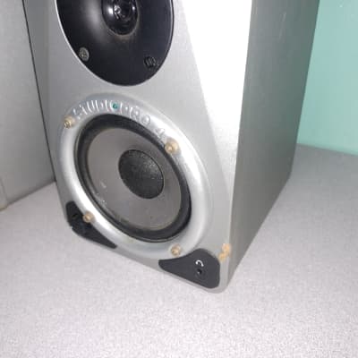 M-AUDIO Stereo Speakers STUDIOPHILE Model DX4 image 4