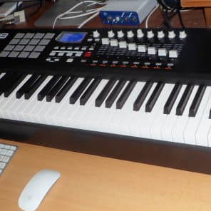 Akai MPK 88 Black | Reverb