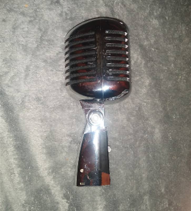 Pyle Classic Retro Vintage Style popular Vocal Microphone Silver PDMICR42SL