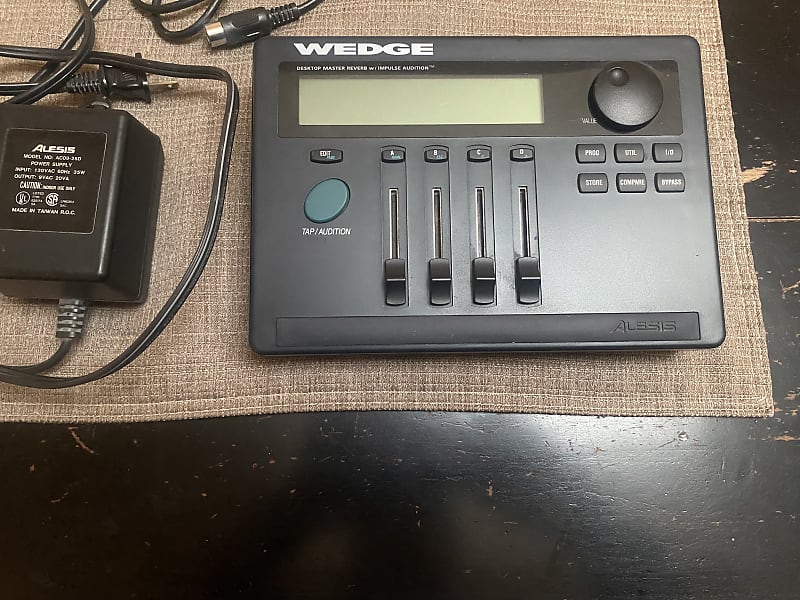 Alesis Wedge