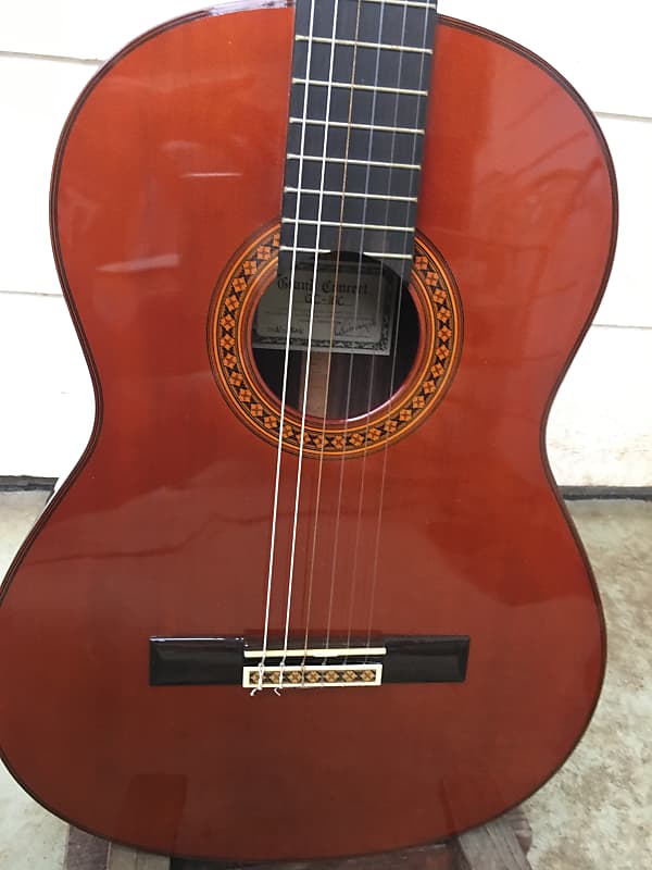 YAMAHA GRAND CONCERT GC 16C CLASSICAL GUITAR