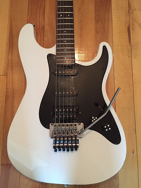 Tokai ストラトキャスター Custom Edition Tokai Custom Edition Stratocaster 1986 | Reverb