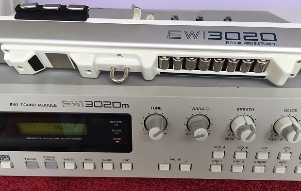 Akai ewi 3020 top
