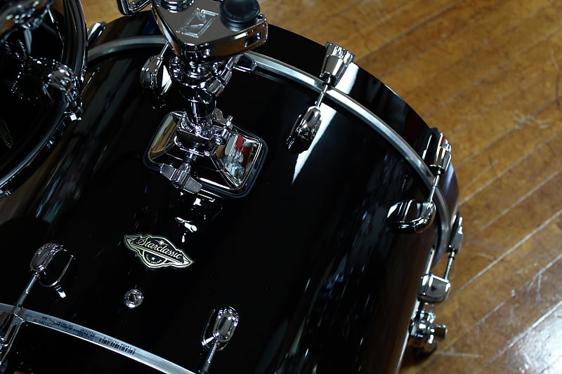 Tama Starclassic Walnut/Birch Kit in Piano Black Lacquer