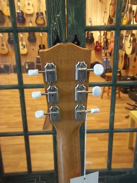 2017 Gibson J35 J-35 Acoustic Electric Guitar in Natural with Case | Reverb