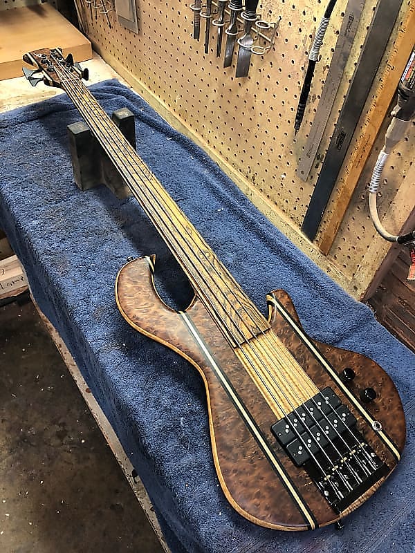 Beardly Customs Fretless 5 String Bass image 1