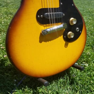 Gibson Melody Maker 1961 Sunburst image 10