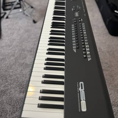 Alesis QS8