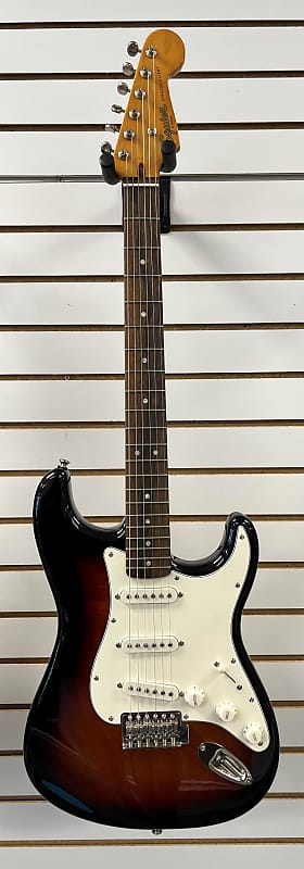 Squier Classic Vibe 60's Stratocaster, 3 Tone Sunburst image 1
