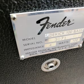 Used Fender Sidekick 100b Bass Amp Cabinet, 1x15” 100 Watts