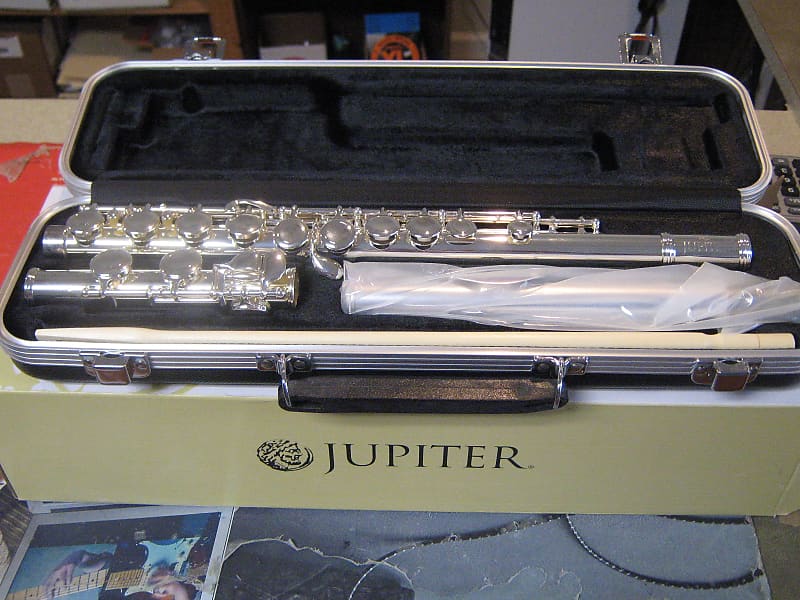Jupiter JFL710 Standard C Flute with Offset G 2020 Silver Reverb