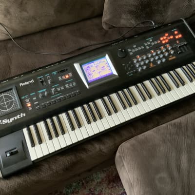 Roland V-Synth 61-Key Digital Synthesizer 2003 - 2007 - Black