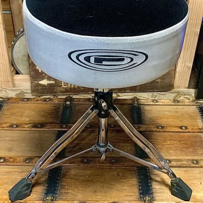 Rock and sock drum throne hotsell