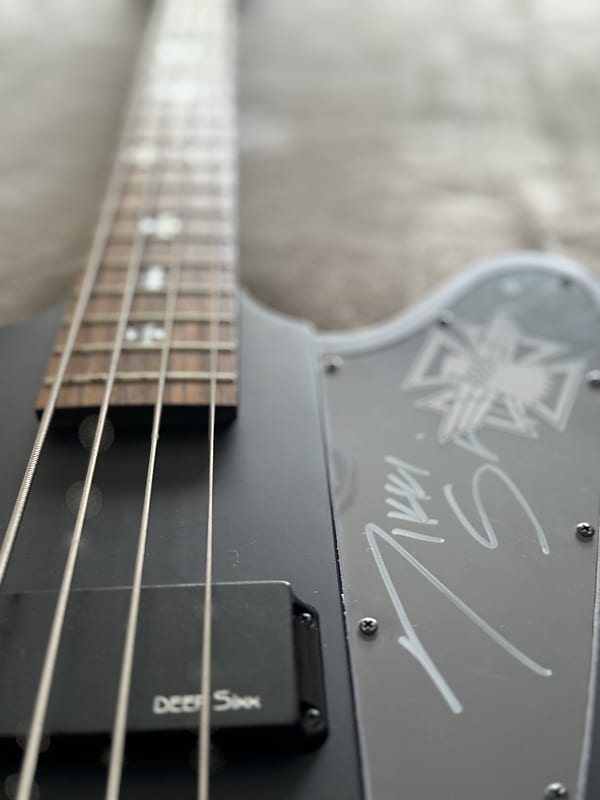 RARE Epiphone Nikki Sixx Blackbird Bass - HAND AUTOGRAPHED