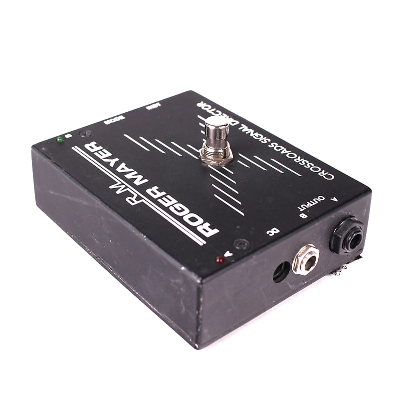 ギター Roger Mayer Crossroads Signal Director Used Roger Mayer CROSSROADS SIGNAL DIRECTOR Guitar Effects