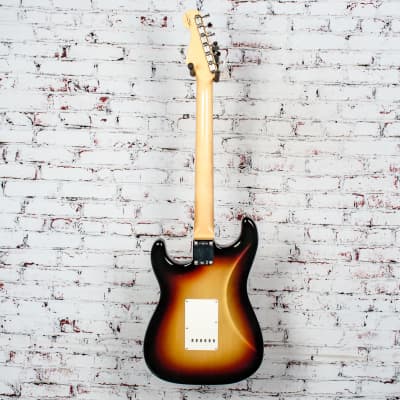 Fender - 2019 Vintage Custom '62 - Stratocaster® Electric Guitar - Maple Neck - 3-Color Sunburst - x5035 image 9