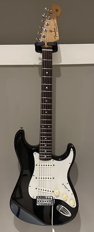 Japanese Lawsuit Stratocaster 70’s - Black image 1