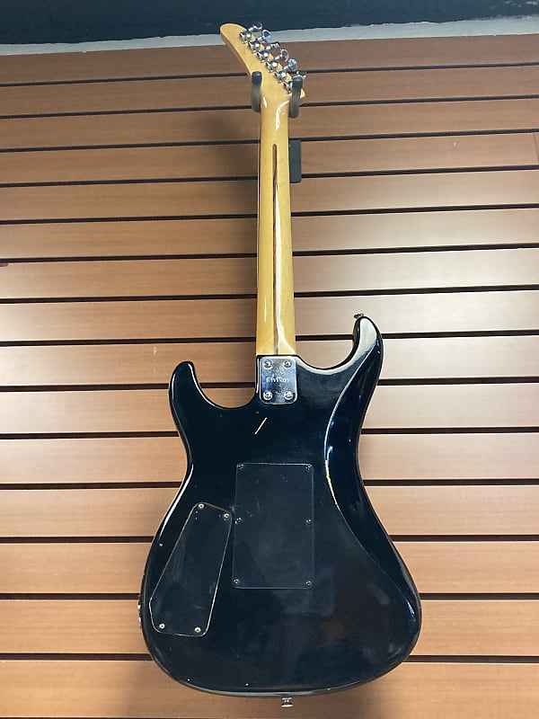 Kramer Striker 100ST w/Original Floyd Rose in Black | Reverb Kramer Striker 100ST w/Original Floyd Rose in Black | Reverb